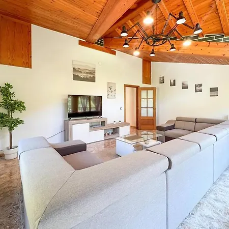 Amplio Apartmento En Pal. 8pax شقة