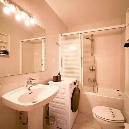 Apartment Amplio Apartmento En Pal. 8pax *